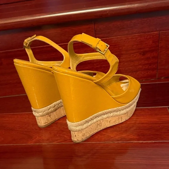 Gucci Mustard Yellow Patent Wedges - Picture 3 of 6